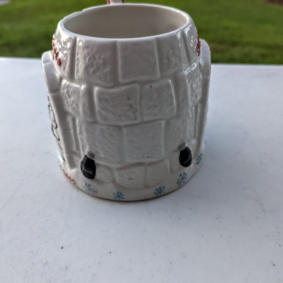 Coca Cola Igloo Polar Bear Coffee Mug - Picture 3 of 13